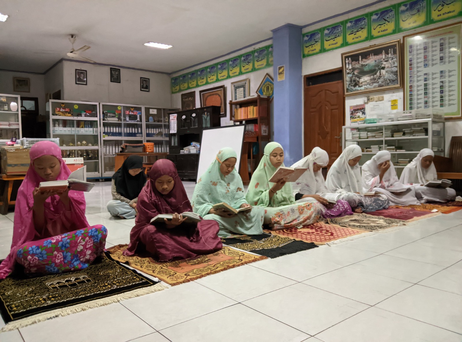 Anak Panti Ikhlasul Amal Mengaji